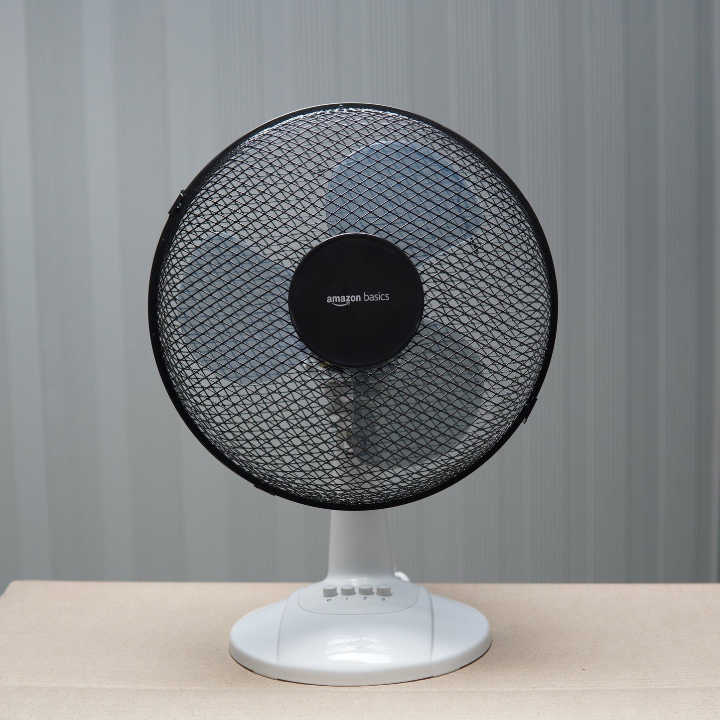 Amazon Basics 3-Speed Oscillating 12-inch Table Desk Fan
