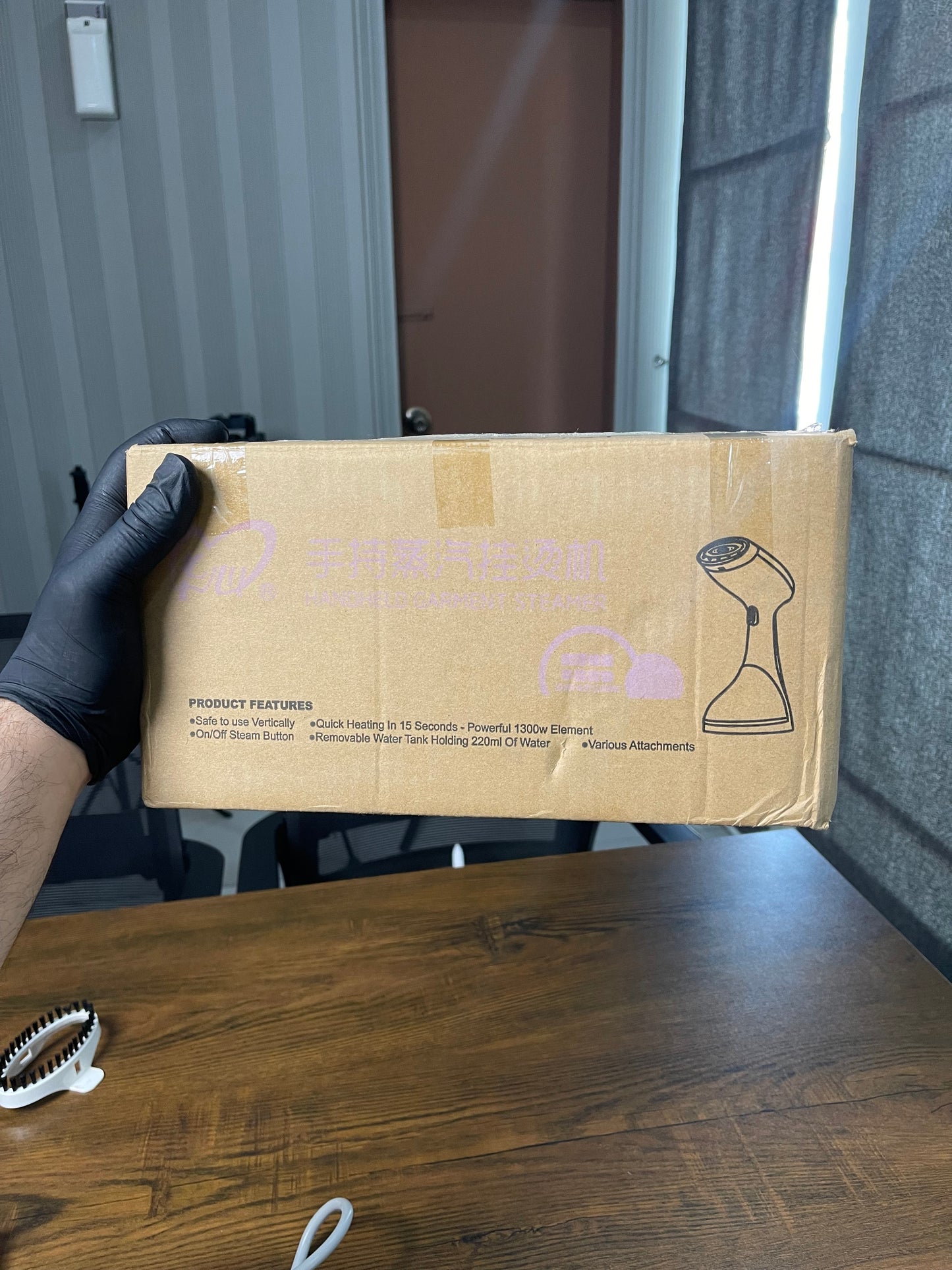 Handheld Garment Steamer – Quick Heat | 1300W Power | 220ml Tank