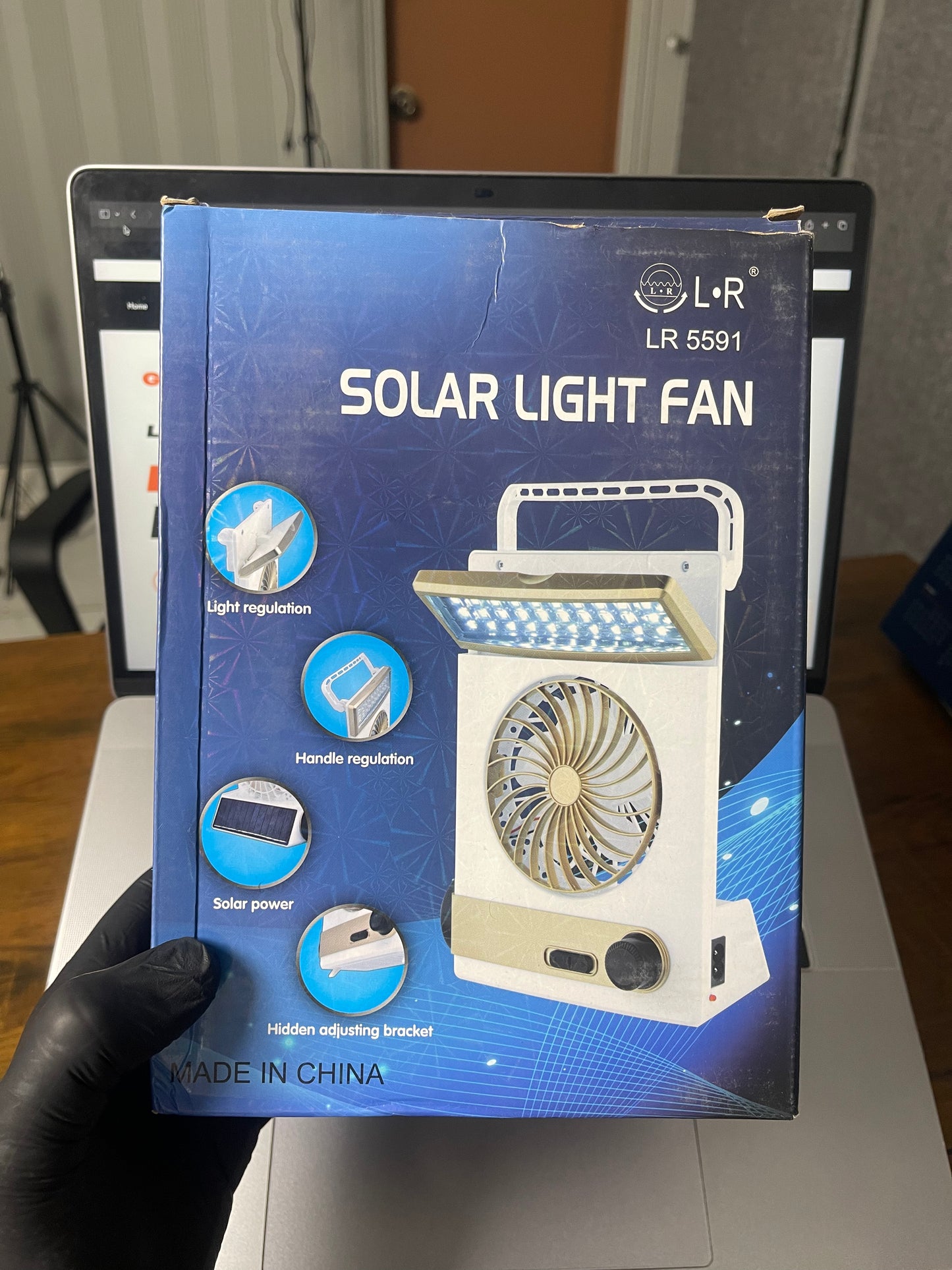 4-in-1 Solar-Powered LED Light and Fan System