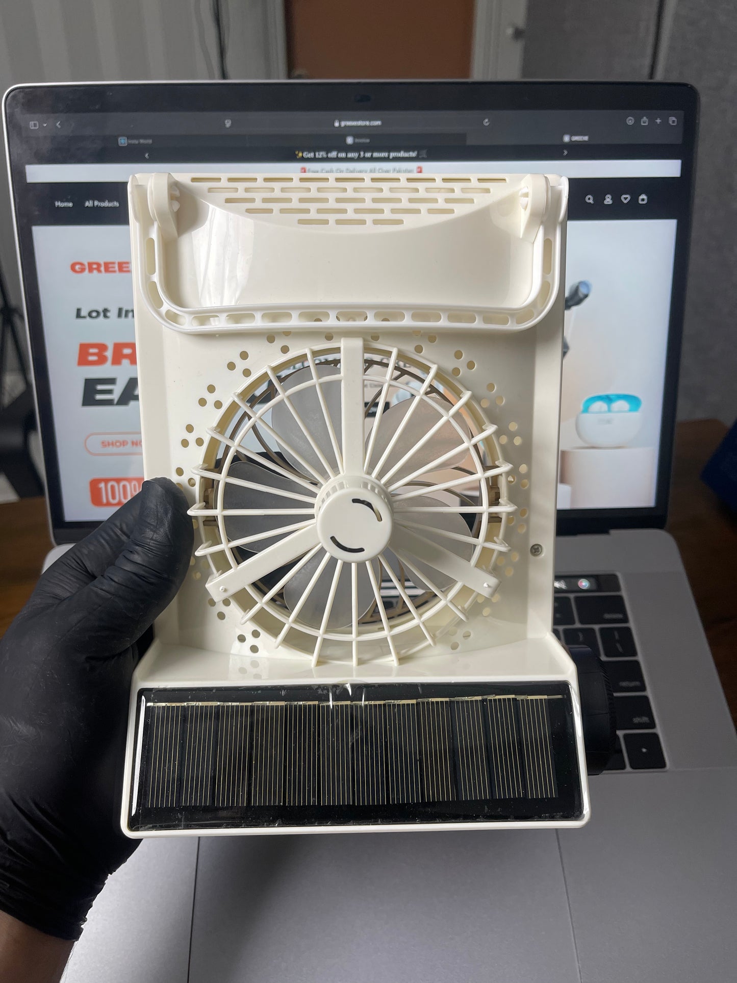4-in-1 Solar-Powered LED Light and Fan System