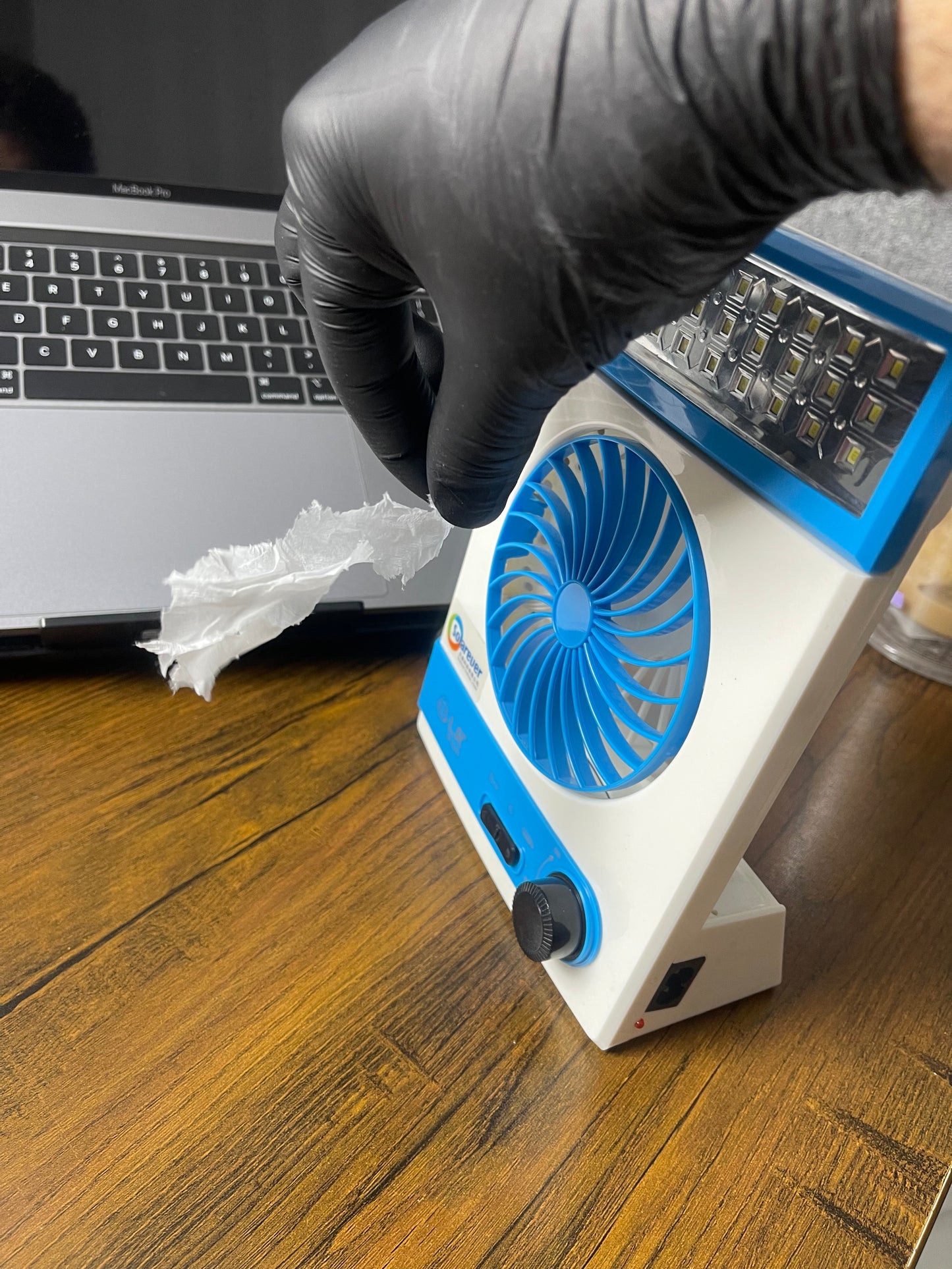 4-in-1 Solar-Powered LED Light and Fan System