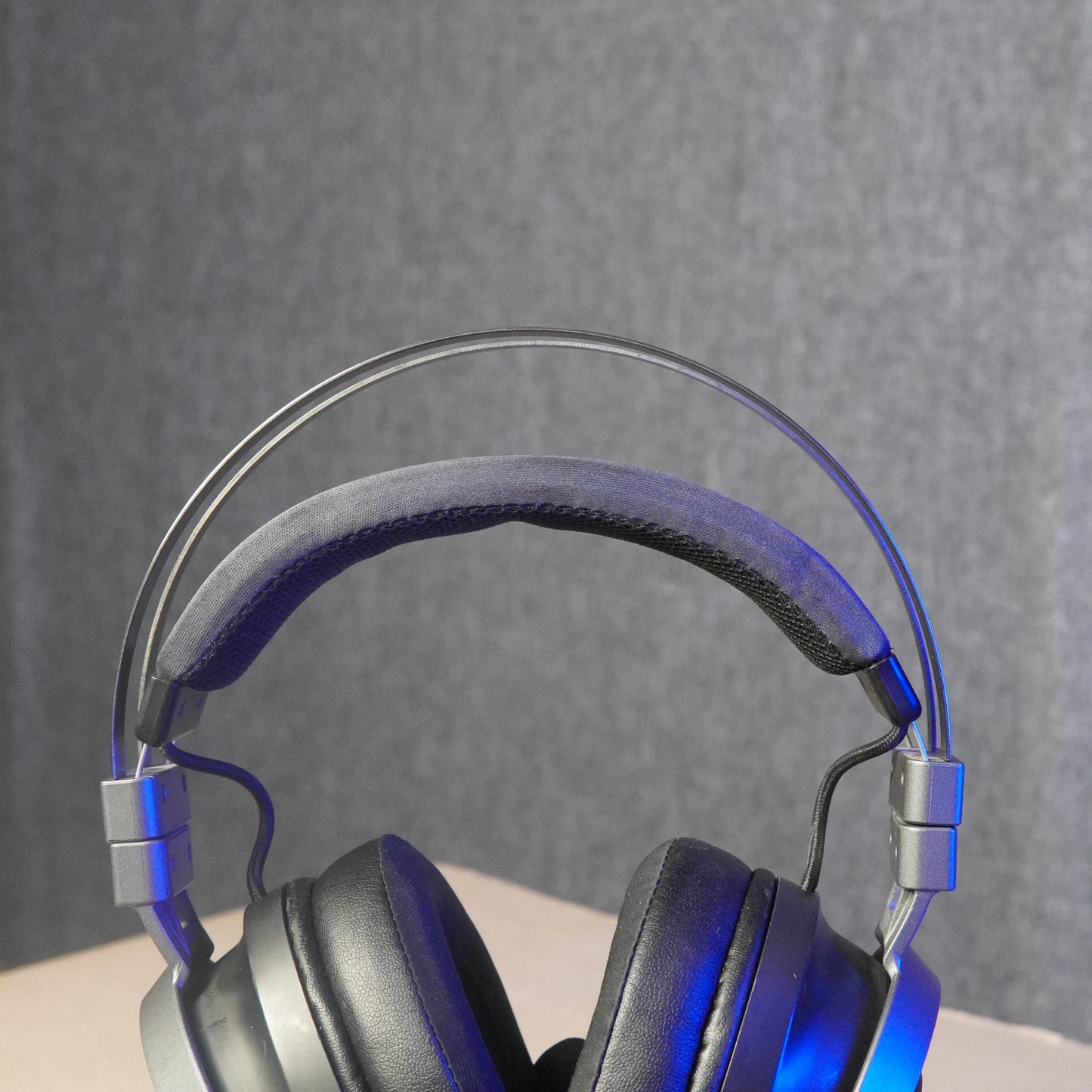 Razer Nari Ultimate Wireless PC Gaming Headset