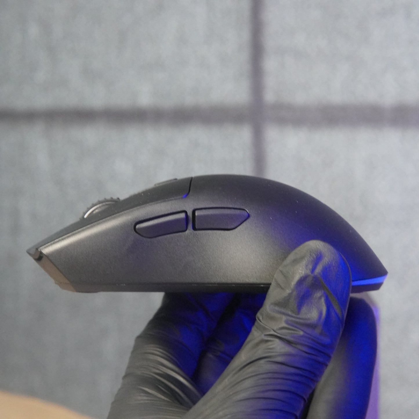 AOQELO AWQ5 Wired + Bluetooth + Wireless Tri-Mode Mouse