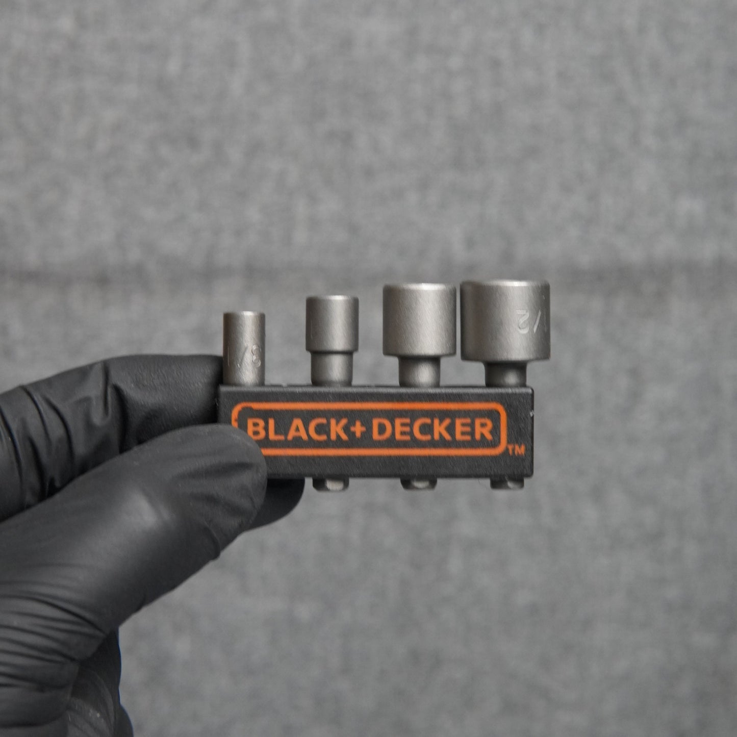 BLACK+DECKER 20V MAX Drill/Driver &amp; Home Tool Kit