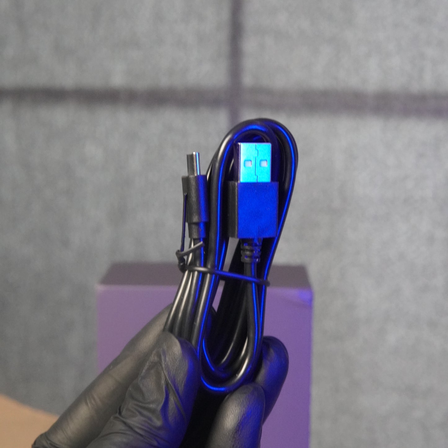 AOQELO AWQ5 Wired + Bluetooth + Wireless Tri-Mode Mouse