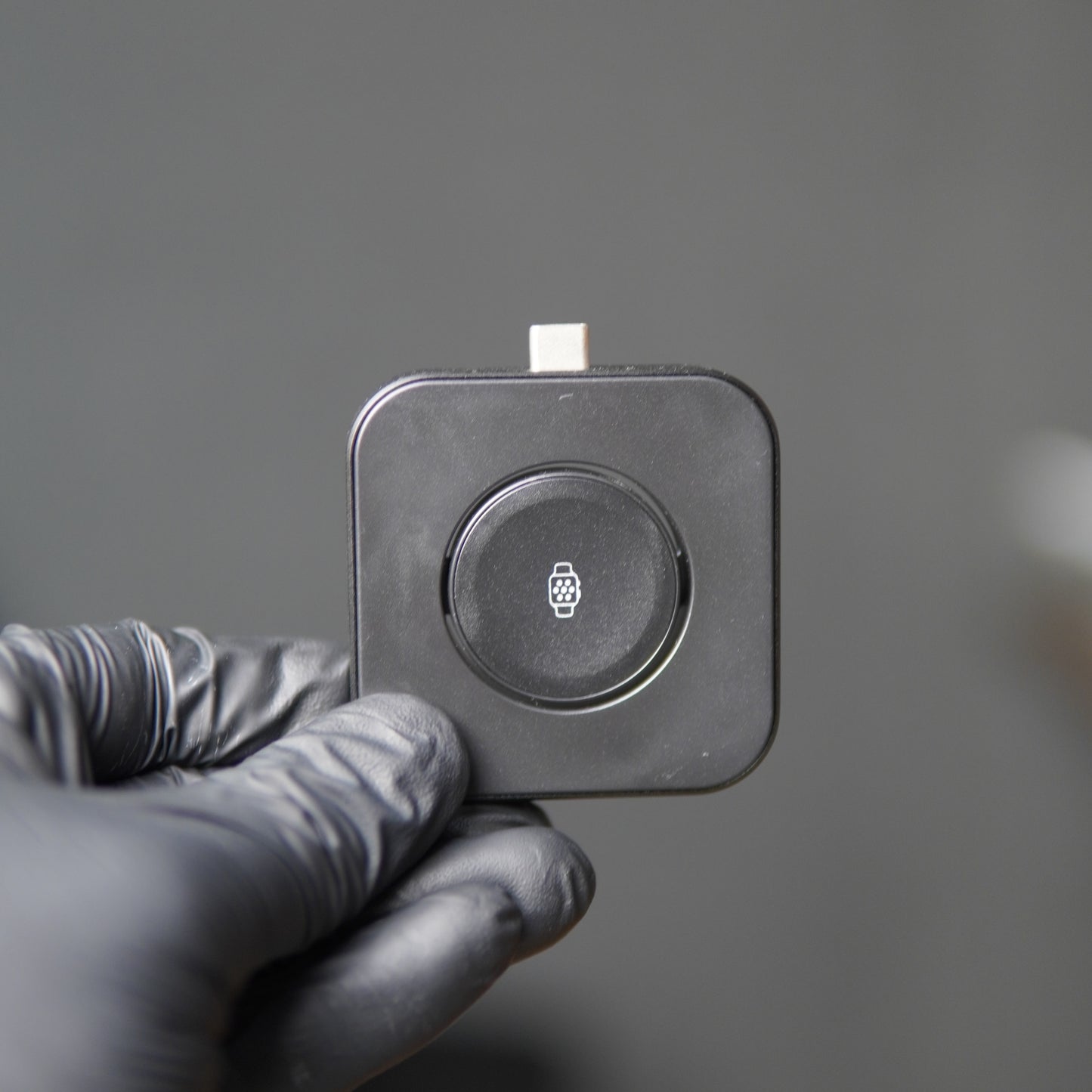 4-in-1 magnetic wireless charging stand