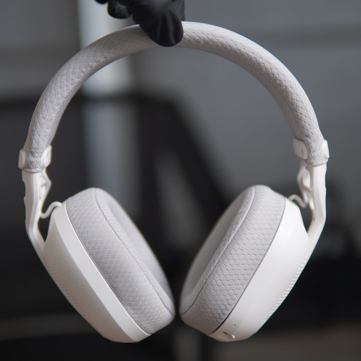 XTRIKE ME GH-513W Tri-Mode Wireless Gaming Headset – White
