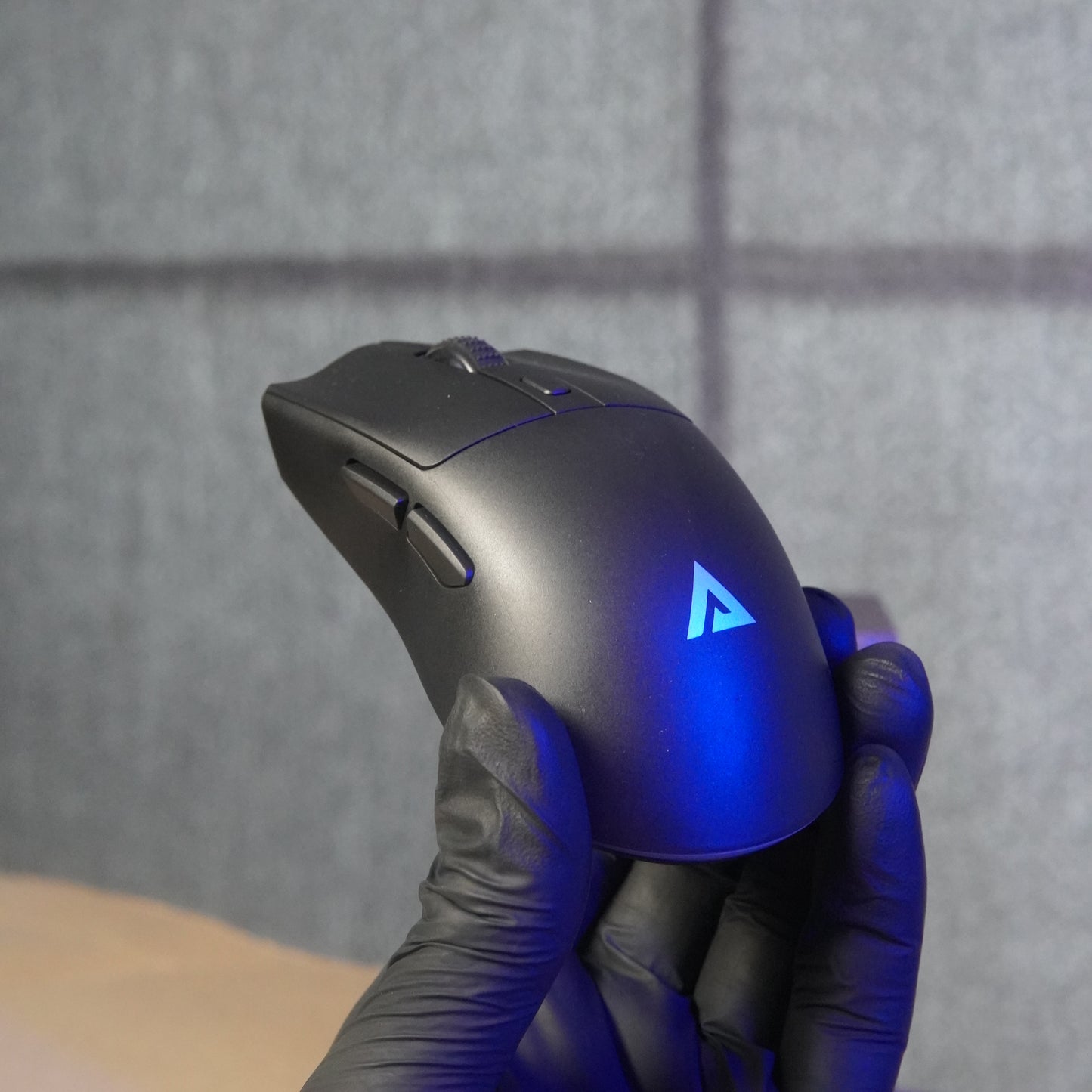 AOQELO AWQ5 Wired + Bluetooth + Wireless Tri-Mode Mouse